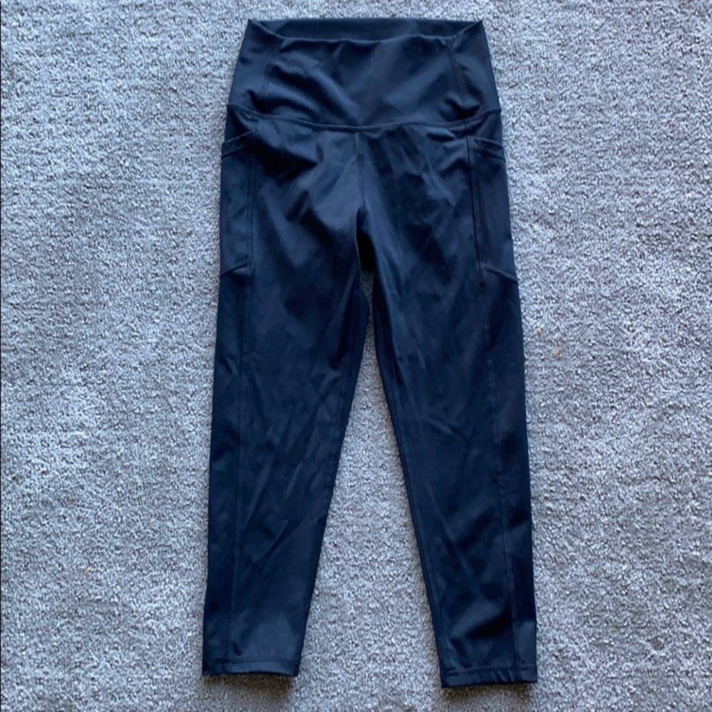 Zyia Active Light & Tight Black Capri New